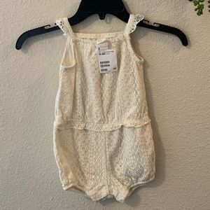 Baby girl lace romper